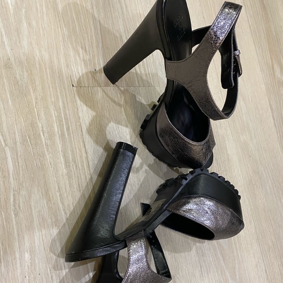 ‼️BRAND NEW HIGH HEELS SANDAL ‼️ - Picture 6 of 6